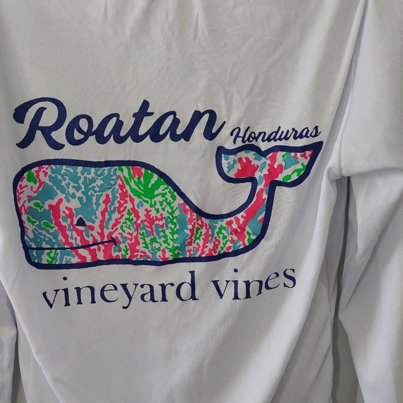 Bastrid Vineyard Vines t-shirt long sleeve white Whale Graphic Roatan Honduras - Picture 2 of 7